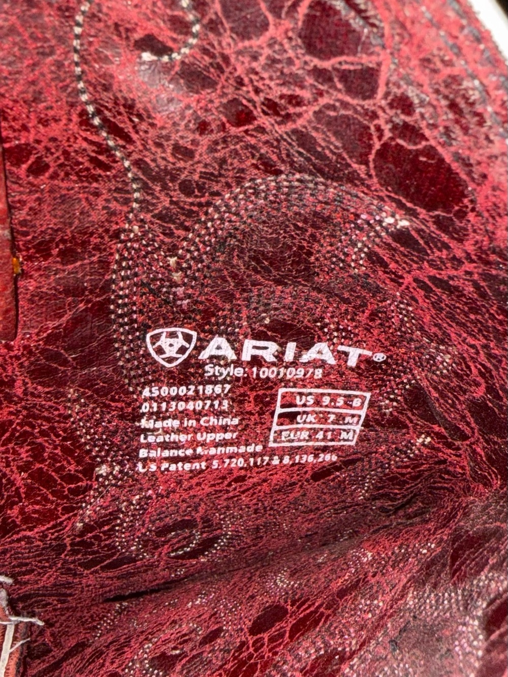 Ariat Distressed Red Leather Western Boot - Picture 6 of 6